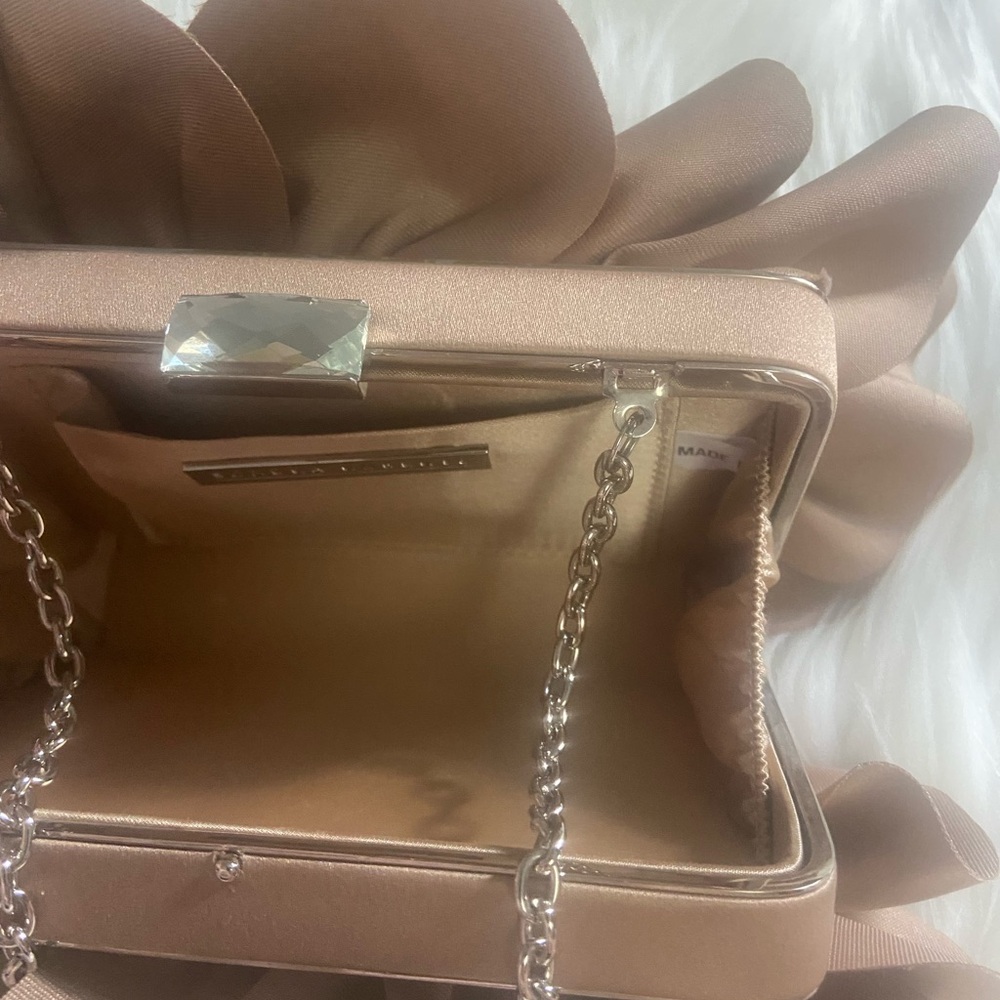 Sondra Roberts Tan Floral Clutch - Picture 8 of 10